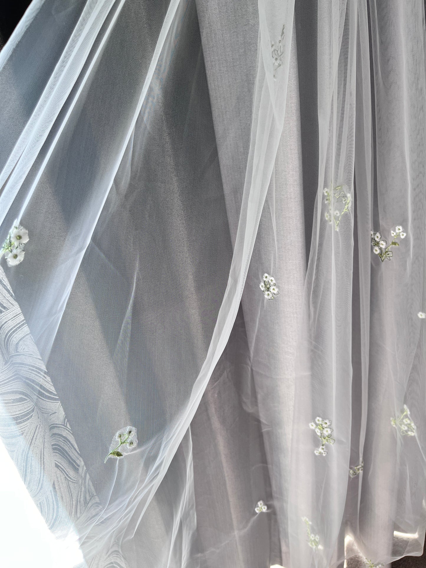 Flower Embroidery Veil (with comb)