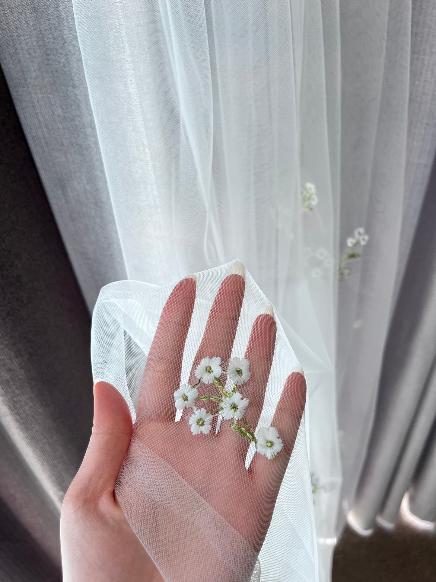 Flower Embroidery Veil (with comb)