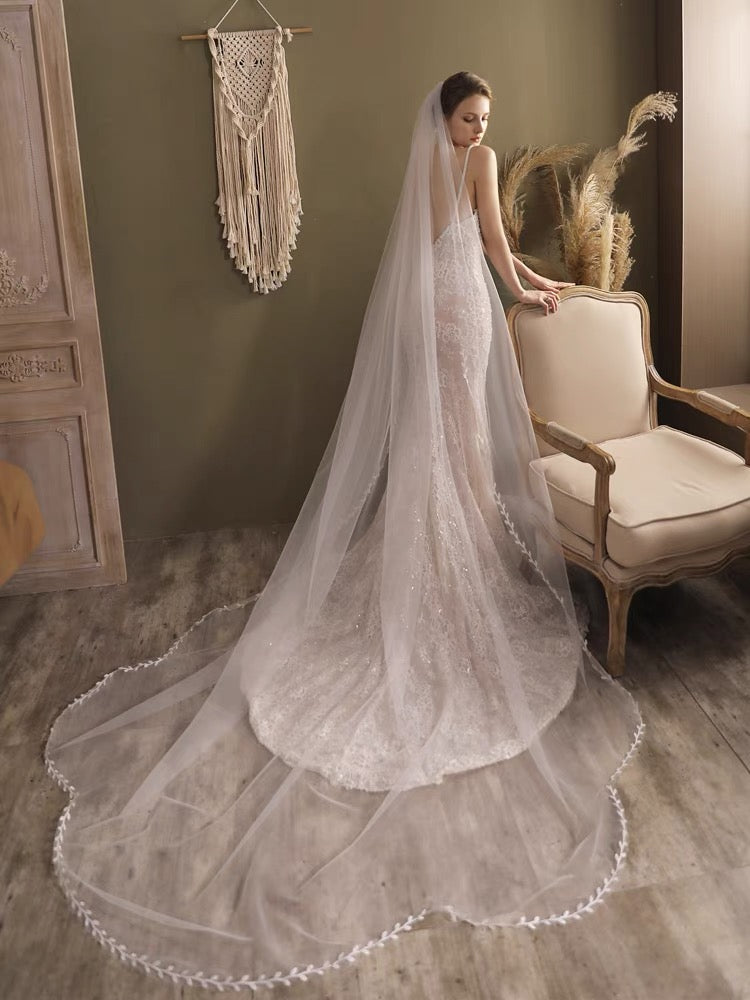 Leaf Edge Veil (with comb)