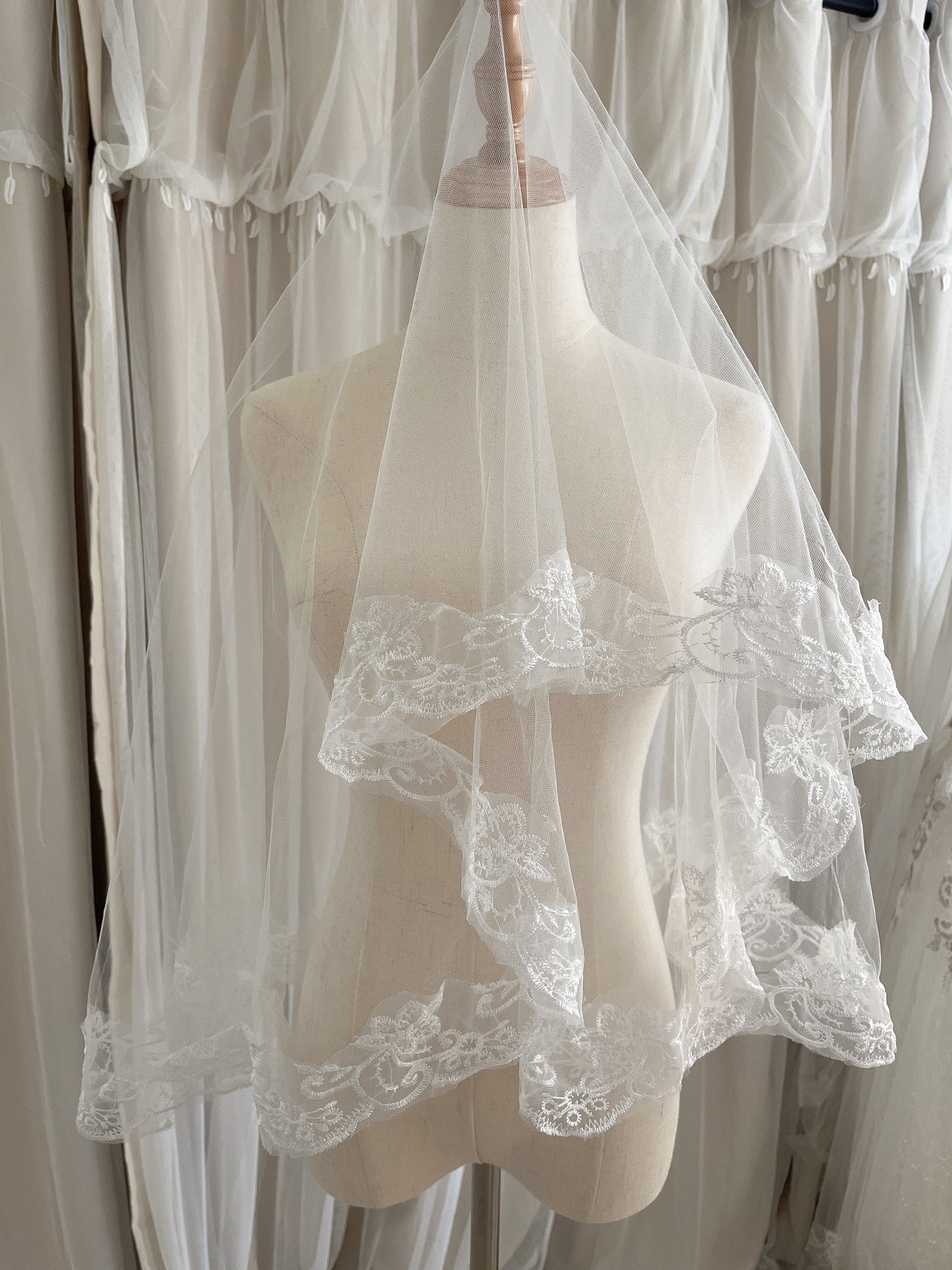 Lace Veil (without comb)
