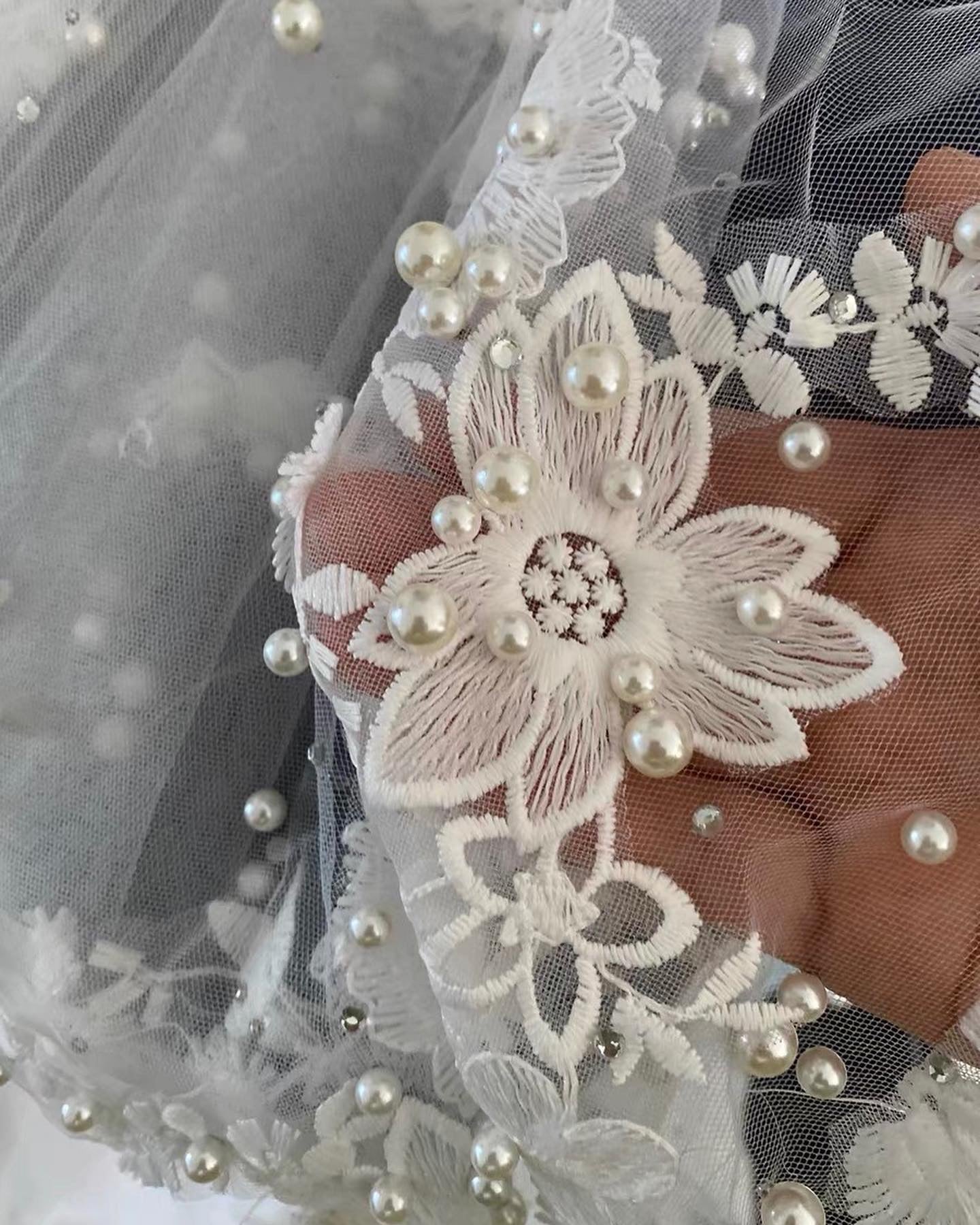 Luxury Lace Veil (with comb)
