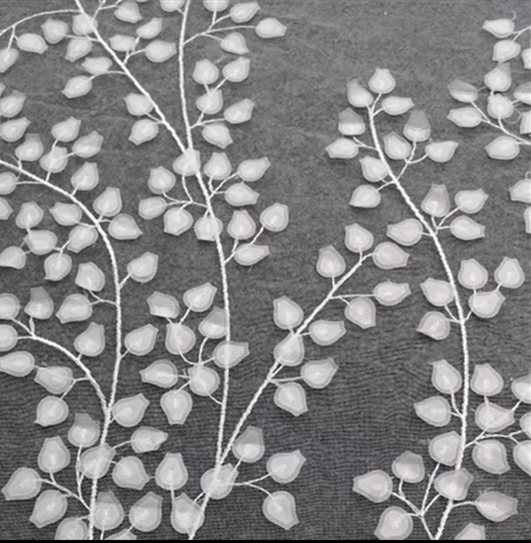 Flower Embroidery Veil (without comb)